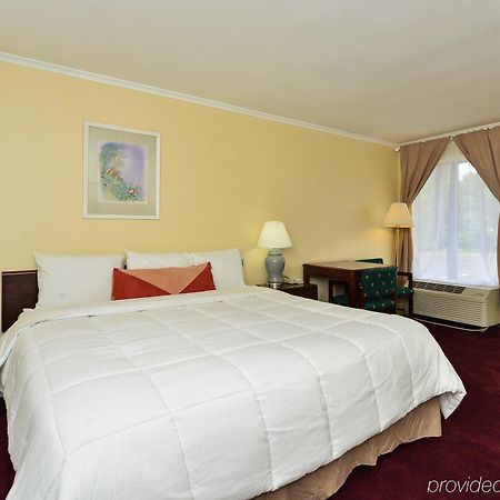 Americas Best Value Inn Bridgewater Exterior foto